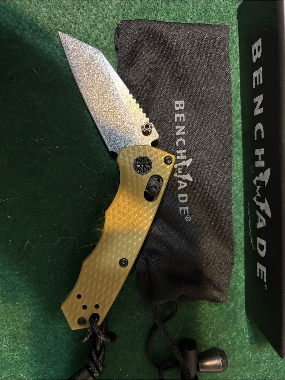 Benchmade Mens Folding Knife — Army Green Handle, Stonewashed Tanto Blade